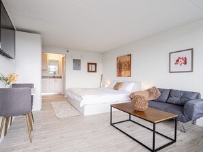 1 habitación, escritorio y wifi 