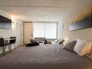 1 chambre, bureau, Wi-Fi, draps fournis