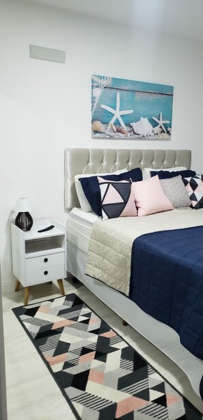 3 bedrooms, iron/ironing board, WiFi, bed sheets