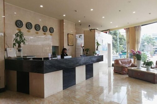 Yimen Hongfeng Holiday Hotel