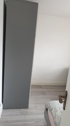 Interior - Comfort Spacious 3 bed Double and Single Rooms in Chingford, London (London)