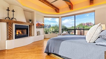 4 Schlafzimmer, Schreibtisch, BĂŒgeleisen/BĂŒgelbrett, Reisekinderbett