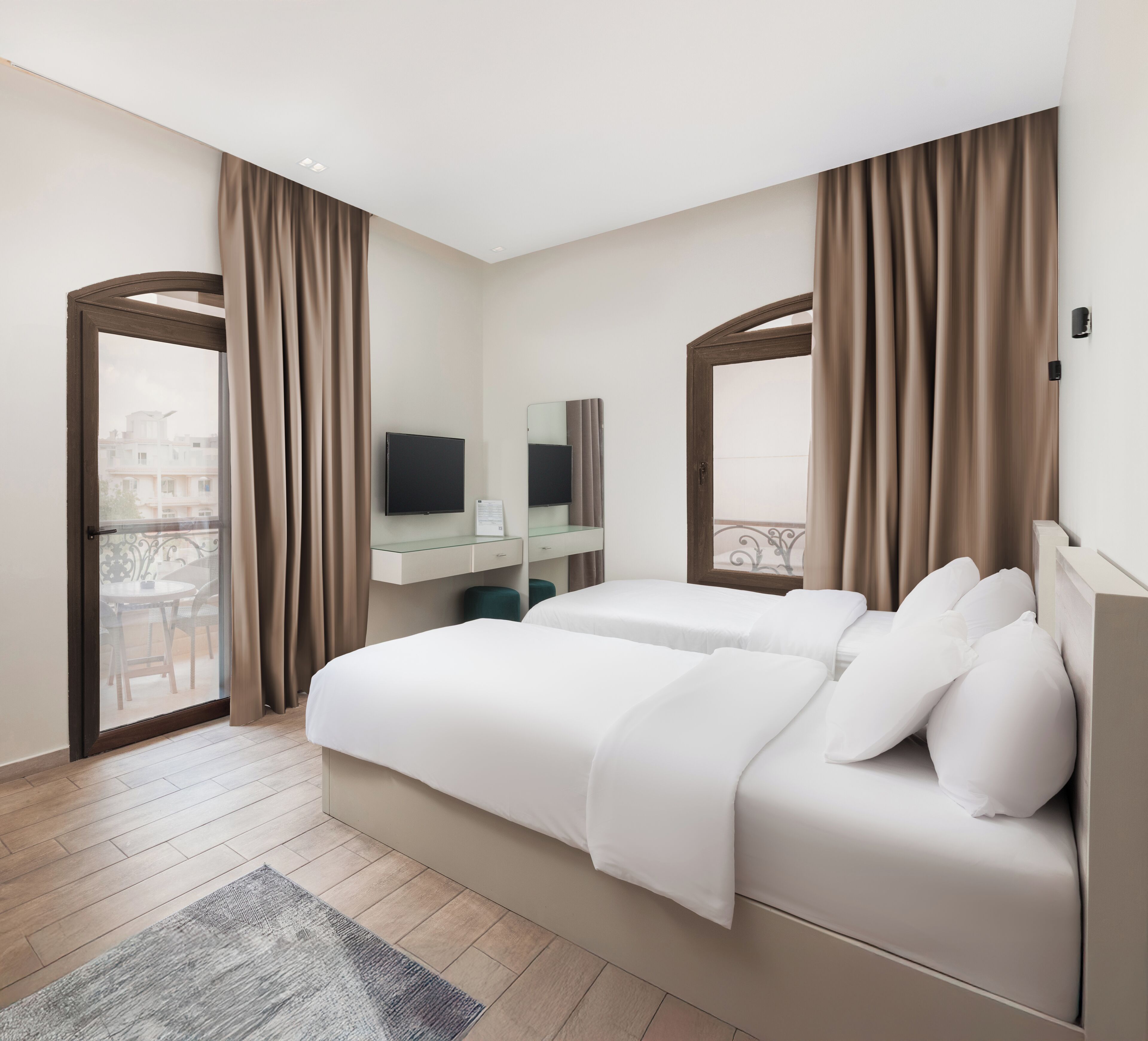 Deluxe Double or Twin Room | Blackout drapes, soundproofing, iron/ironing board, free WiFi