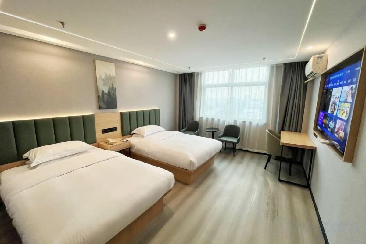 Business Standard Room