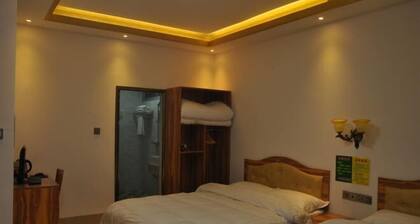 Dahua Fashion Marina Hotel