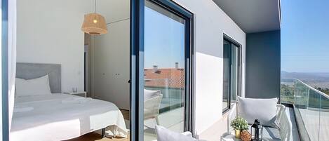 3 soverom, strykejern/-brett, wi-fi og sengetøy