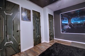 Interior - The Space Place: Cosmic-Themed Family Getaway Near Hotspots in Tulsa, Oklahoma! (Broken Arrow)