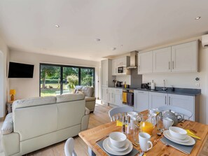 Interior - 2 bedroom accommodation in Creech St Michael (Creech St Michael)