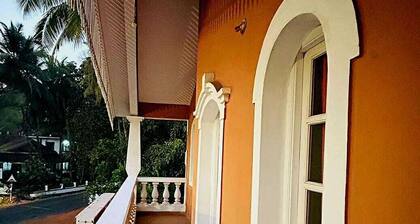 Reev's Homestay: Luxury 2 Bedroom apartment