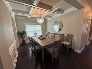 تناول الطعام