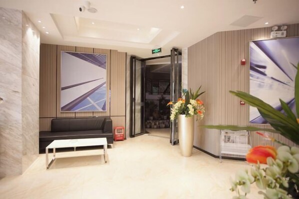 Interior - Queen Design Hotel (Qiandeng Lake Resort Guicheng Subway Station Branch) (Foshan)