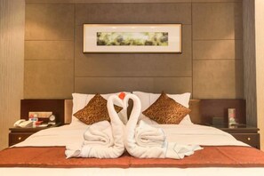 Unclassified image, 4 of 91, button - Huanuo Xinjinglun International Hotel (Changzhi)