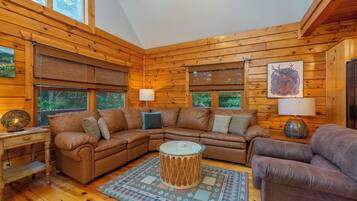 Una Smart TV, una chimenea