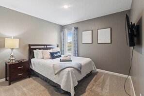 4 habitaciones, escritorio, tabla de planchar con plancha y wifi gratis 