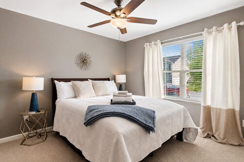 Spacious 4BR Bama Retreat Near Stadium