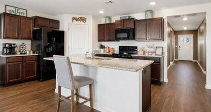 Spacious 4BR Bama Retreat Near Stadium