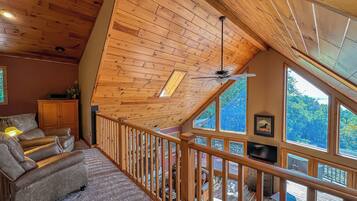 Smart TV, fireplace, offices