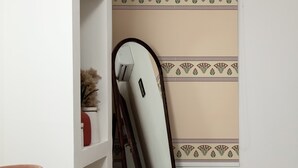Interior - "Grand Museum view: Earthy historic1-bedroom apartment in Giza with AC, WiFi (Giza)