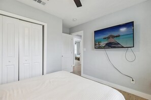 4 bedrooms, iron/ironing board, travel cot, free WiFi