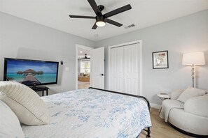 4 bedrooms, iron/ironing board, travel cot, free WiFi