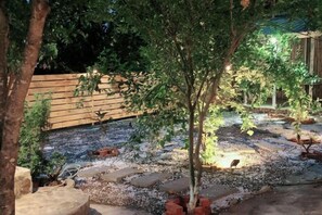 Garden - Quiet Home Hall (Pingtung)