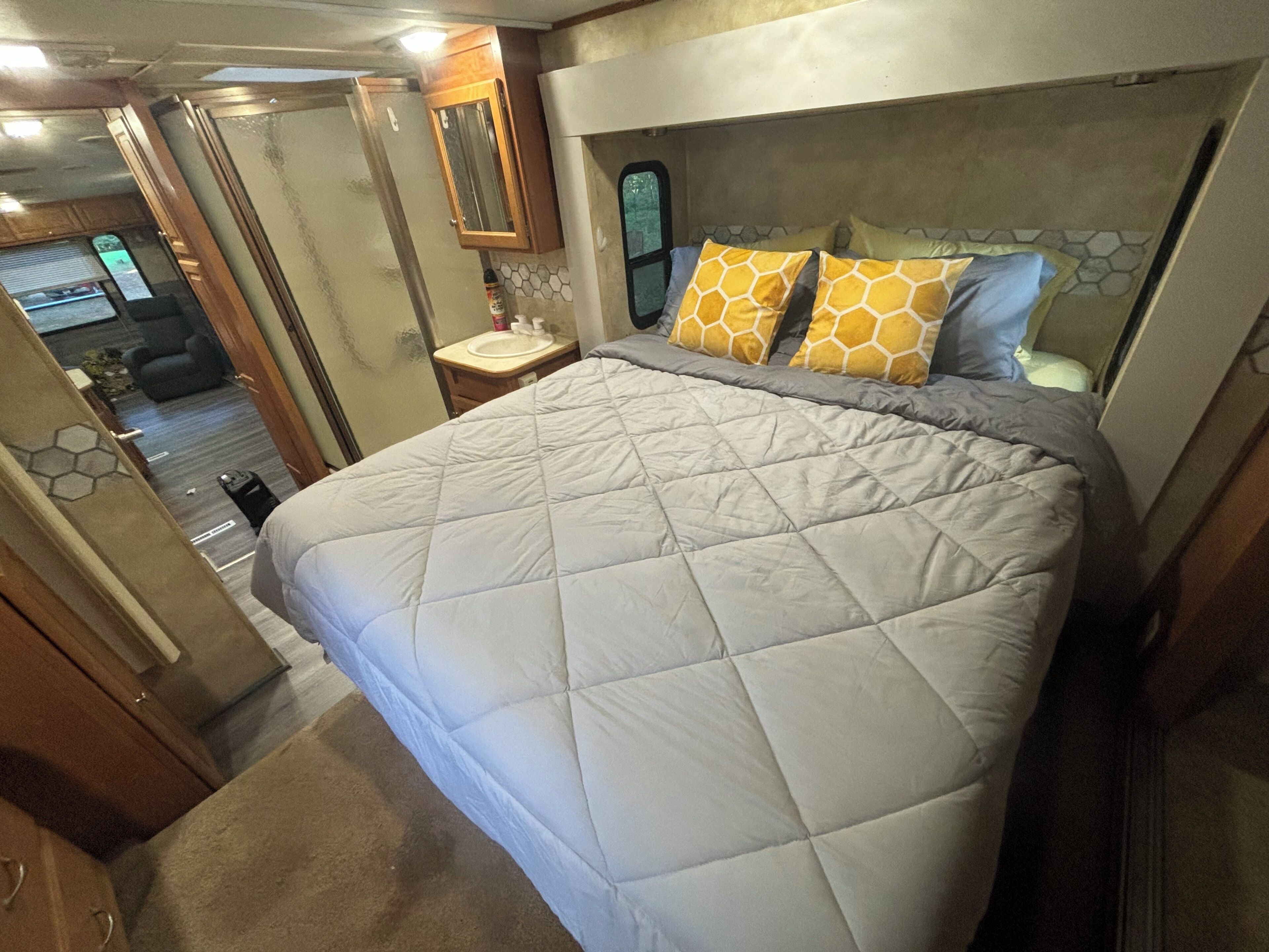 1 habitación, escritorio, wifi y ropa de cama 