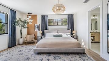 4 bedrooms, iron/ironing board, free WiFi, bed sheets