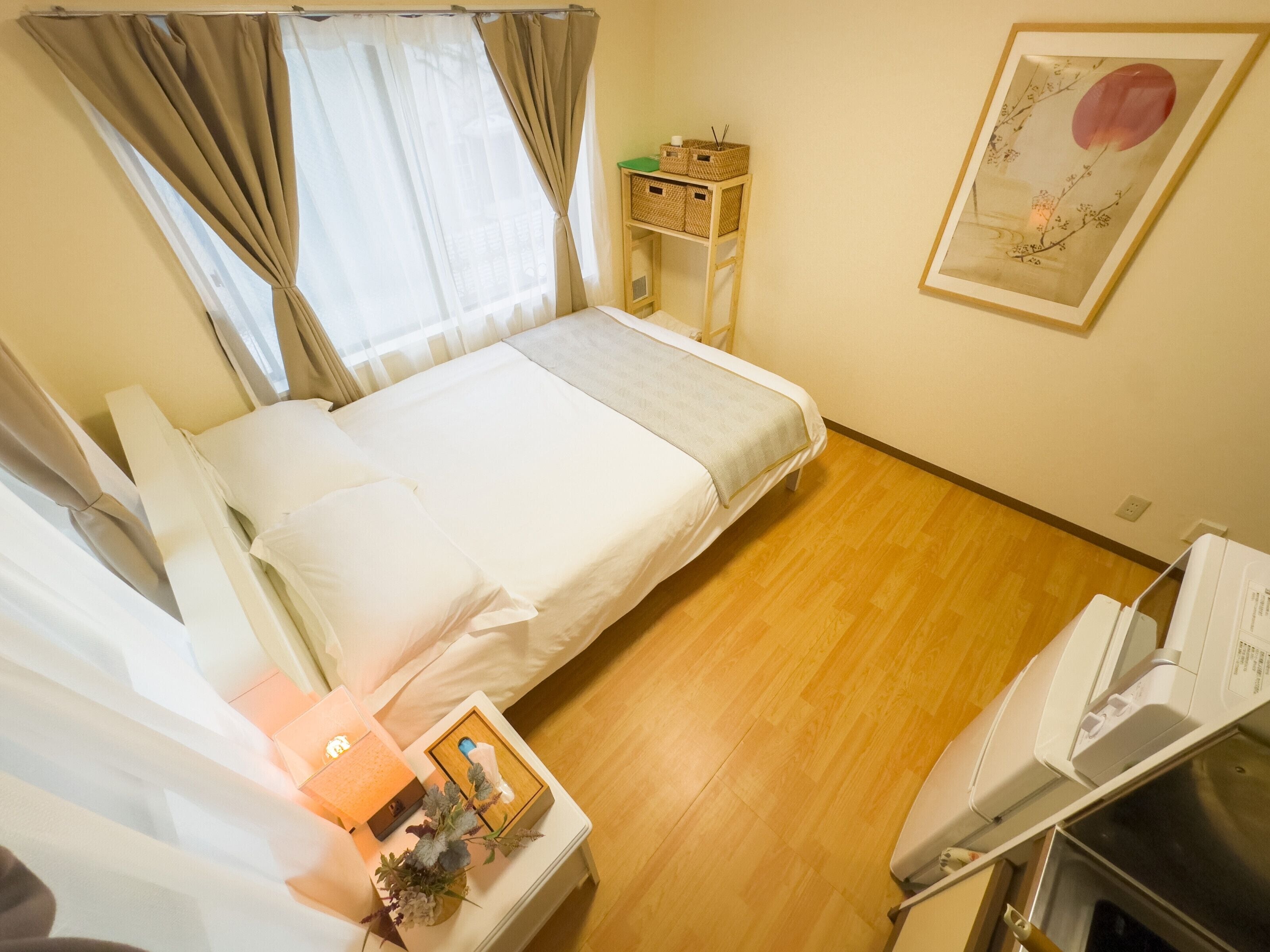 1 bedroom, WiFi, bed sheets