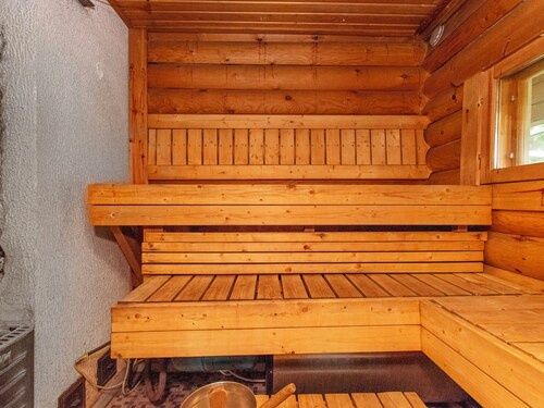 Karhupirtti by Interhome