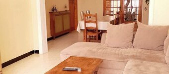 Le Gîte des Prés, terrasse, parking gratuit, 5pers