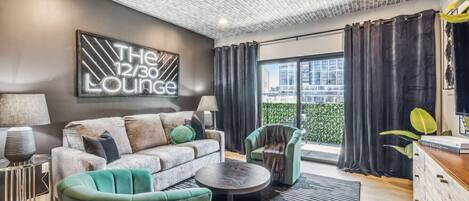 Smart TV, ping pong, books