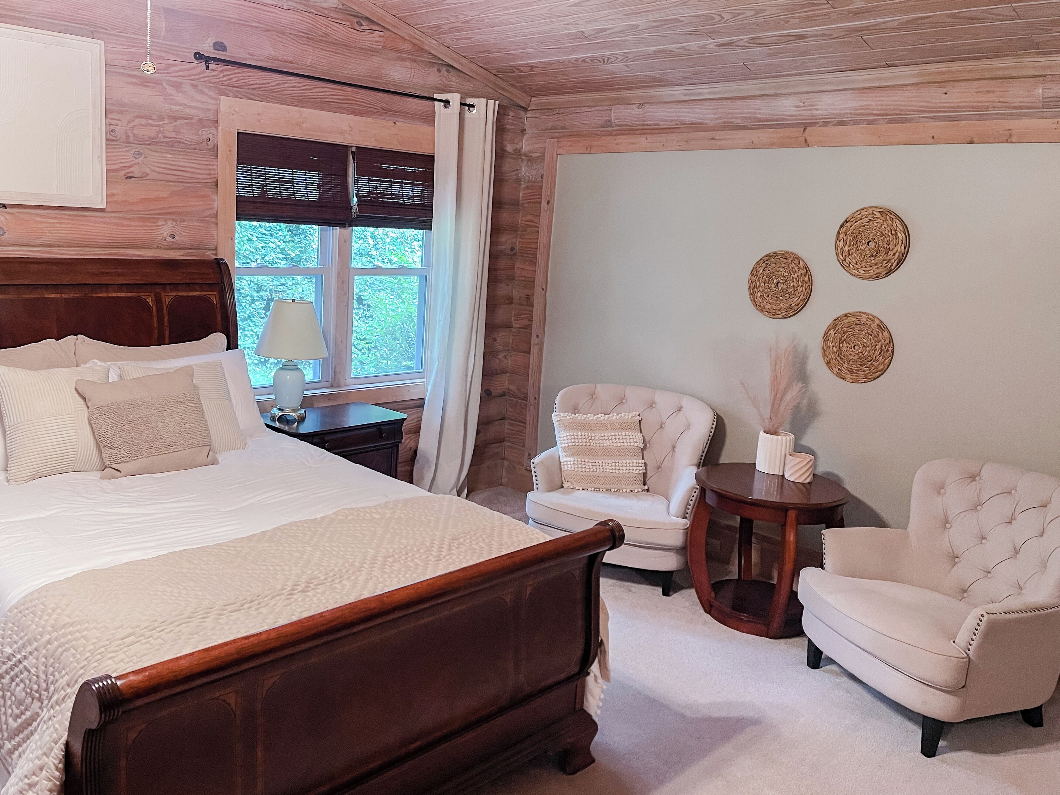 3 bedrooms, iron/ironing board, travel cot, WiFi