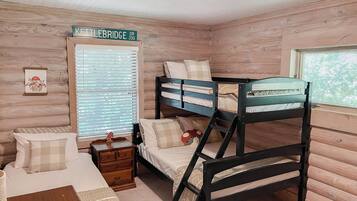 3 bedrooms, iron/ironing board, travel cot, WiFi