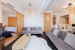 401, 6-person Accomodation, Non Smoking | Living area - Grace Heiwajima (Tokyo)