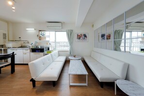 402, 6-person Accomodation, Non Smoking | Living area - Grace Heiwajima (Tokyo)