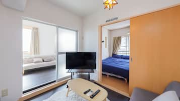 401, 6-person Accomodation, Non Smoking | Living area