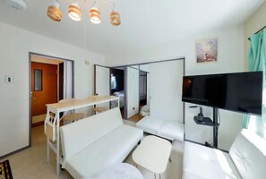 Căn hộ, không hút thuốc (401, 6-person) | Khu phòng khách | TV 