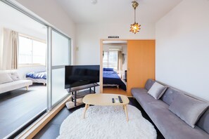 401, 6-person Accomodation, Non Smoking | Living area - Grace Heiwajima (Tokyo)