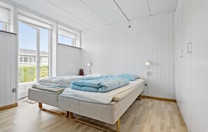 3 Schlafzimmer, Reisekinderbett, kostenloses WLAN