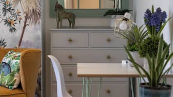 House | Living area | Flat-screen TV