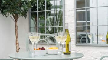 House | Terrace/patio