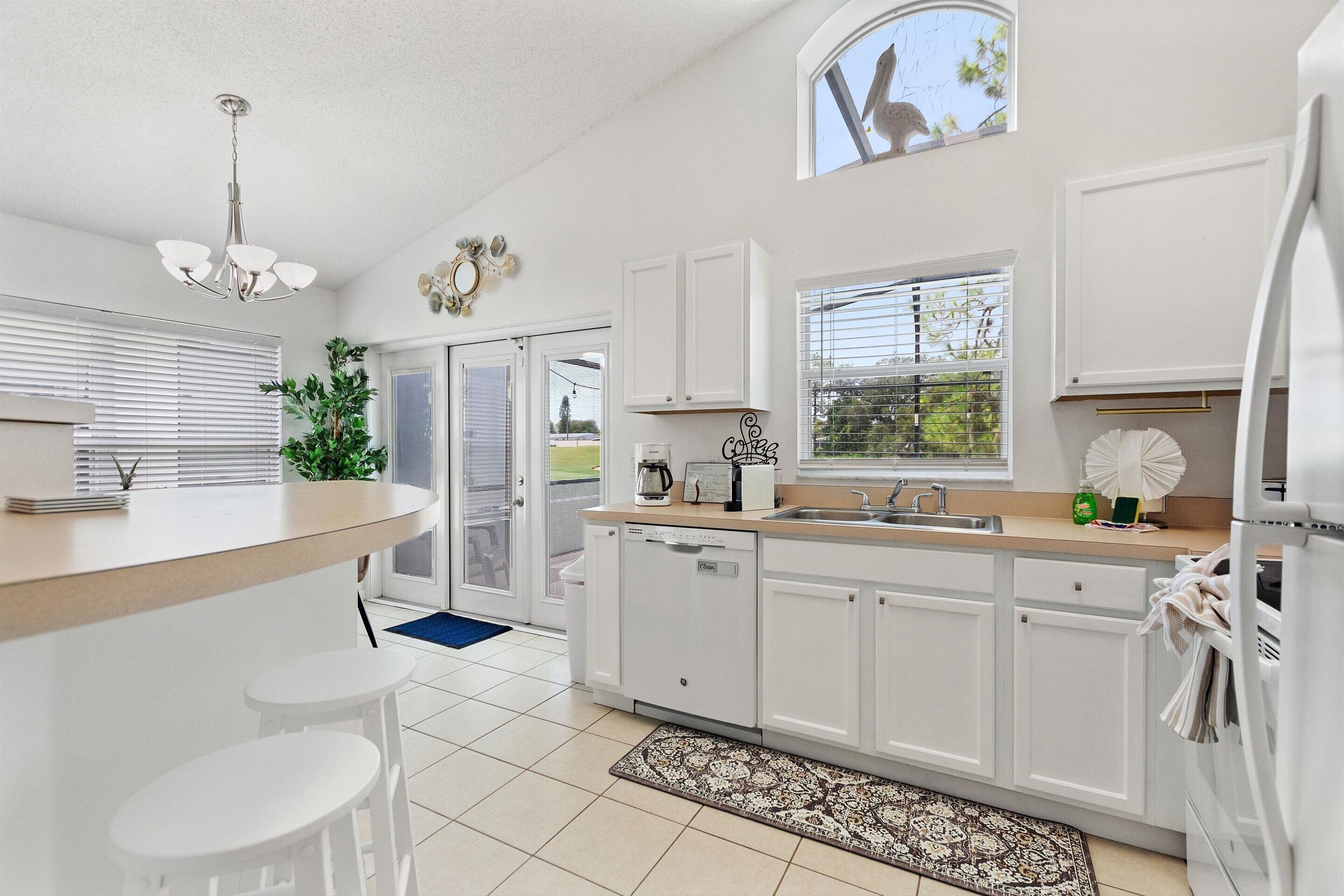 ميكروويف، فرن، موقد طهي مسطح، غسالة أطباق