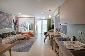 Basic Apartment, 1 Queen Bed with Sofa bed, City View