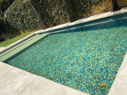  ZONA EXCLUSIVA Y COMODA. SEGURA, AMPLIA Y DIVERTIDA.
PARA  FAMILIA Y AMIGOS.