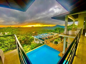 Deluxe Double Room, Balcony | Terrace/patio - 390 Villa Vista  (Kandy)