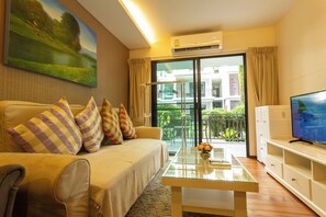 Living area - Modern Condo 100m from the Beach c128 (Rawai)