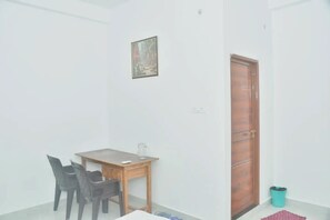 Room amenity - Rameshwaram Stay (Faizabad)