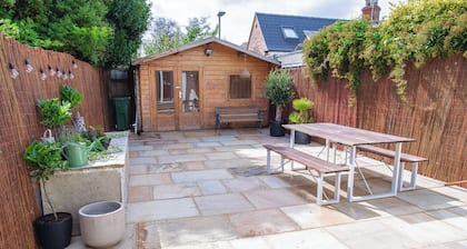 Stunning Townhouse with Large Garden