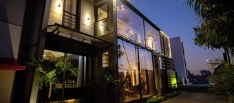 Modern and secure 2-bedroom apartment in Antananarivo with AC, WiFi, jacuzzi 