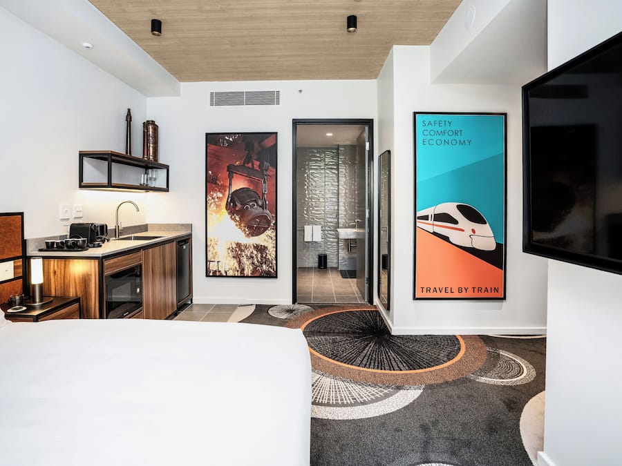 In-room safe, desk, laptop workspace, soundproofing